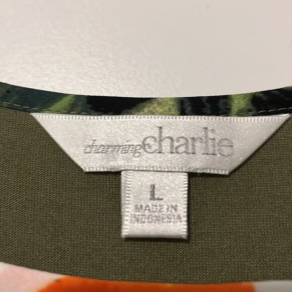 Charming Charlie 3/4 Sleeve Floral Top - Picture 6 of 8